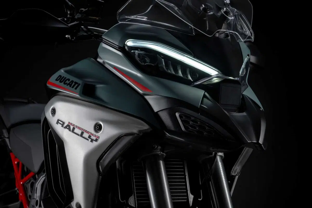Ducati Multistrada V4 Rally 2026: sospensioni intelligenti, evoluzione elettronica e sicurezza [VIDEO & GALLERY] (51)