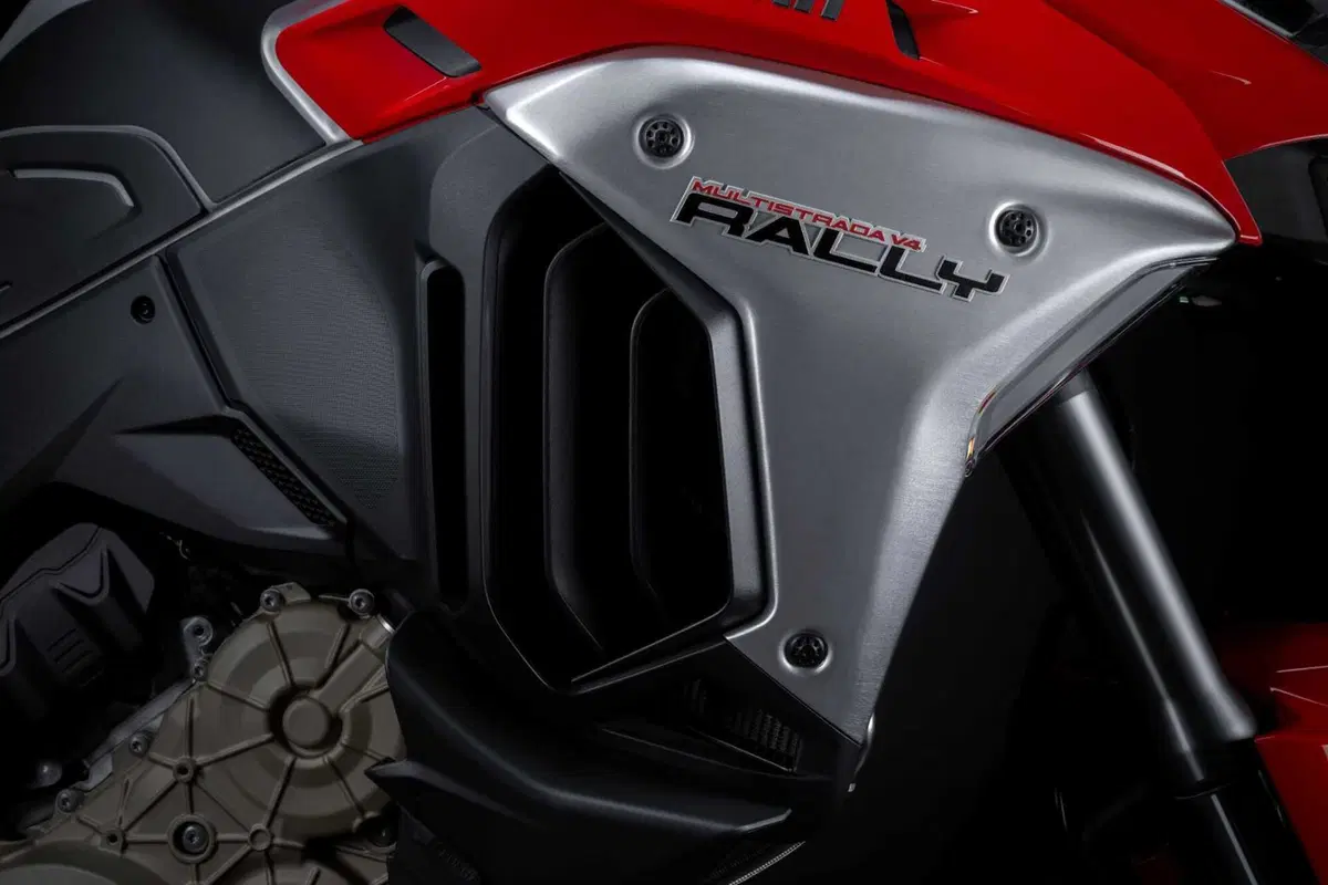 Ducati Multistrada V4 Rally 2026: sospensioni intelligenti, evoluzione elettronica e sicurezza [VIDEO & GALLERY] (56)