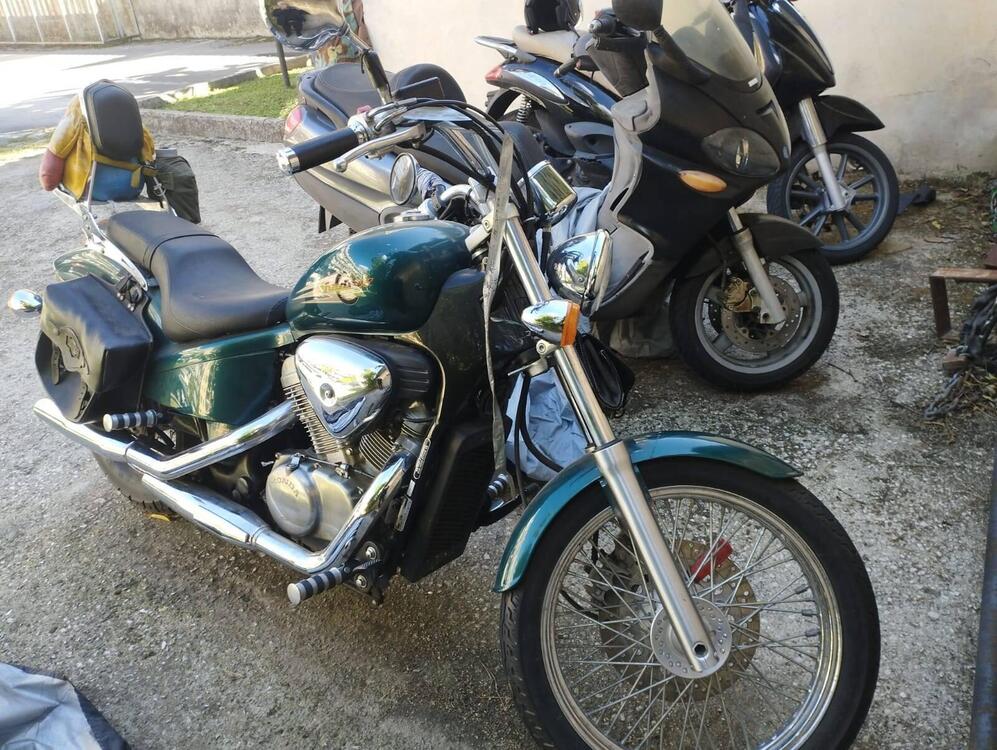 Honda VT 600 C Shadow (1989 - 02) (2)