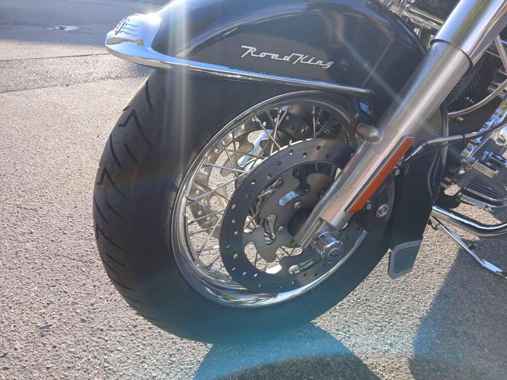 Harley-Davidson 1690 Road King (2008 - 09) - FLHR (2)