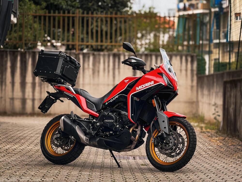 Moto Morini X-Cape 650 Gold Wheels Edition (2022 - 25) (2)