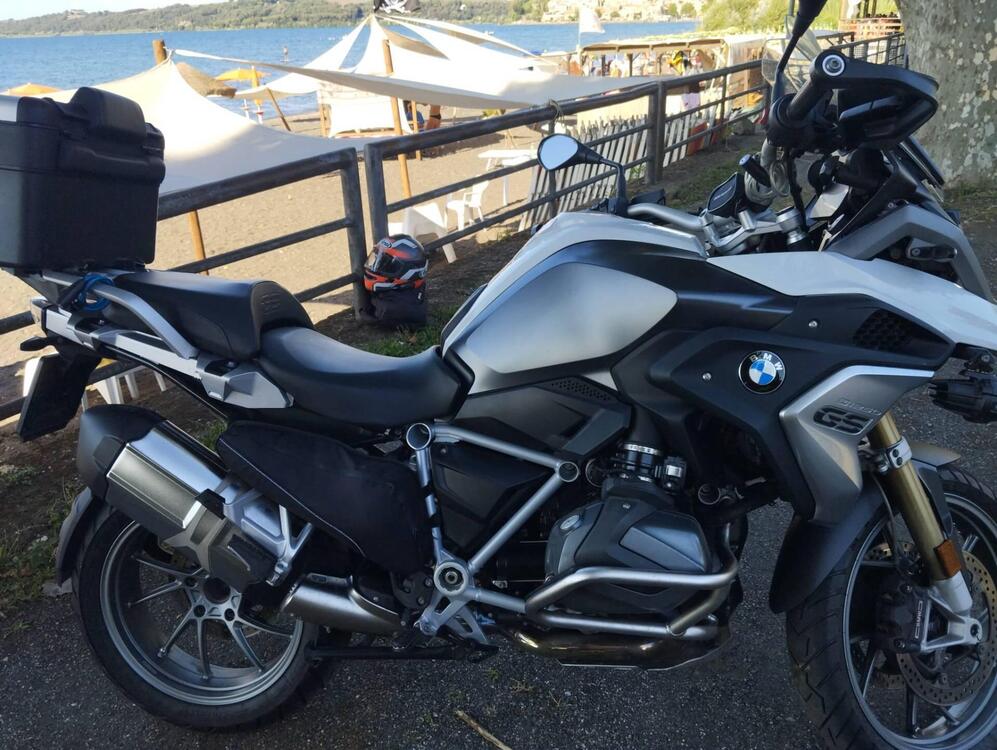 Bmw R 1250 GS (2021 - 24) (2)