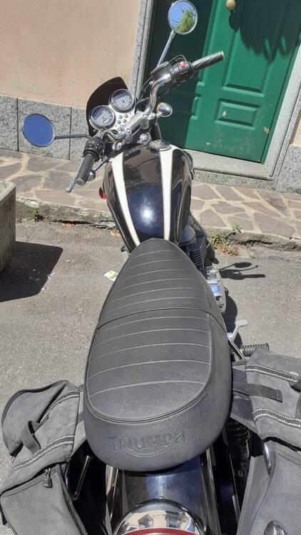 Triumph Bonneville T100 (2001 - 07)