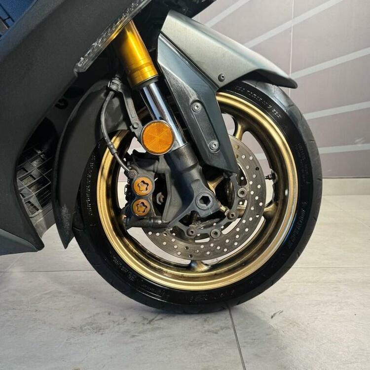 Yamaha T-Max 560 Tech Max (2021) (4)