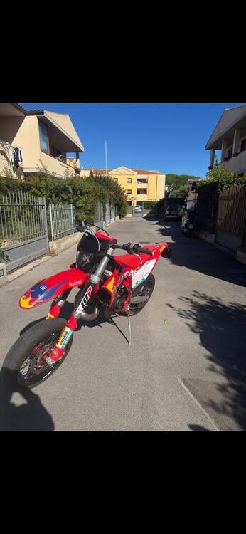 GASGAS MC 125 (2022) (2)