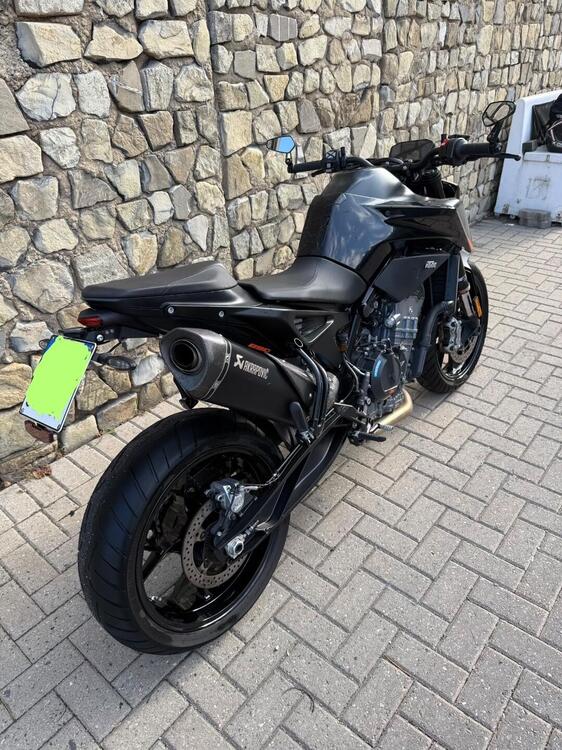 KTM 890 Duke (2021 - 23) (4)