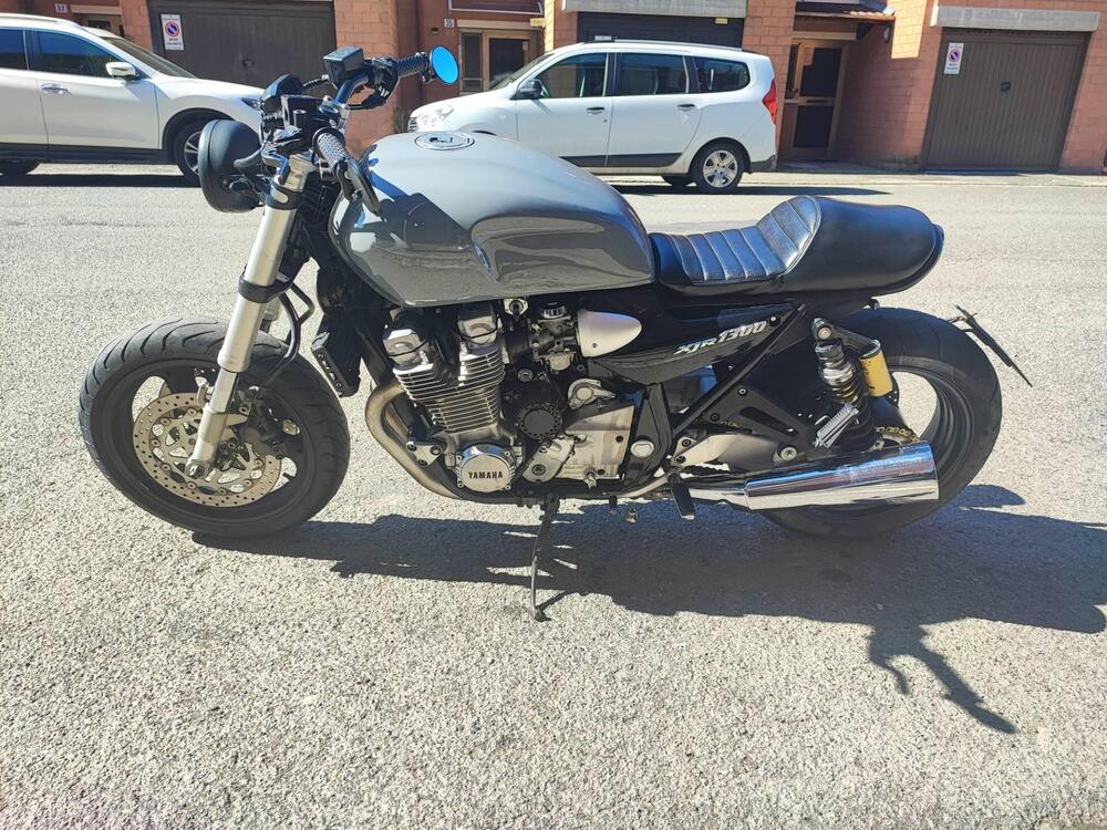 Yamaha XJR 1300 (1999 - 02) (3)