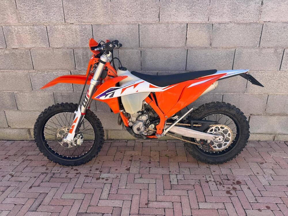 KTM 250 EXC-F (2023) (2)