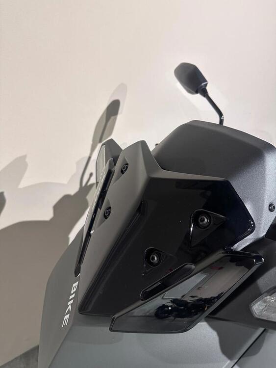 Yamaha X-Max 300 (2025) (4)