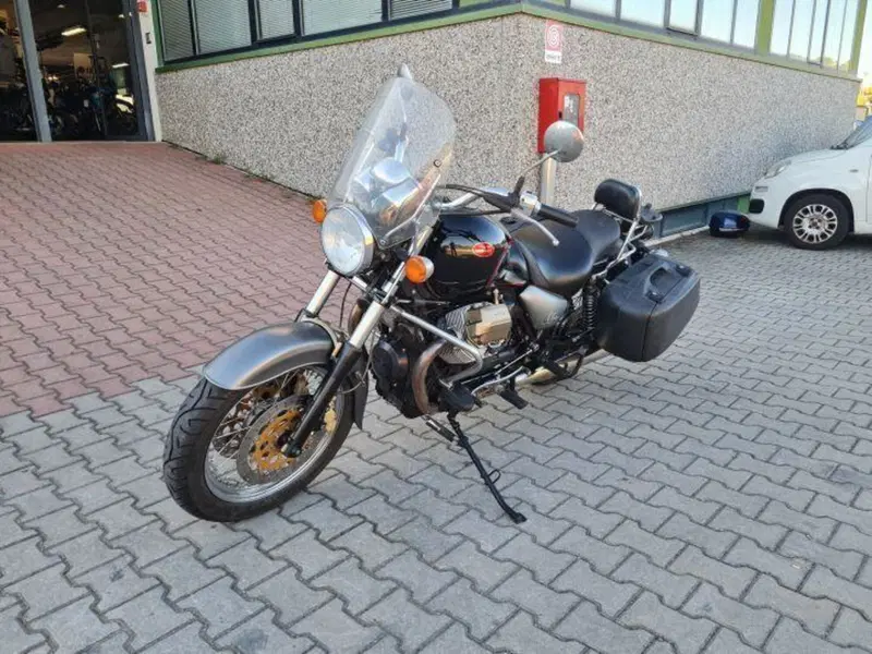 Moto Guzzi California 1100 Aquila Nera (2010 - 11)
