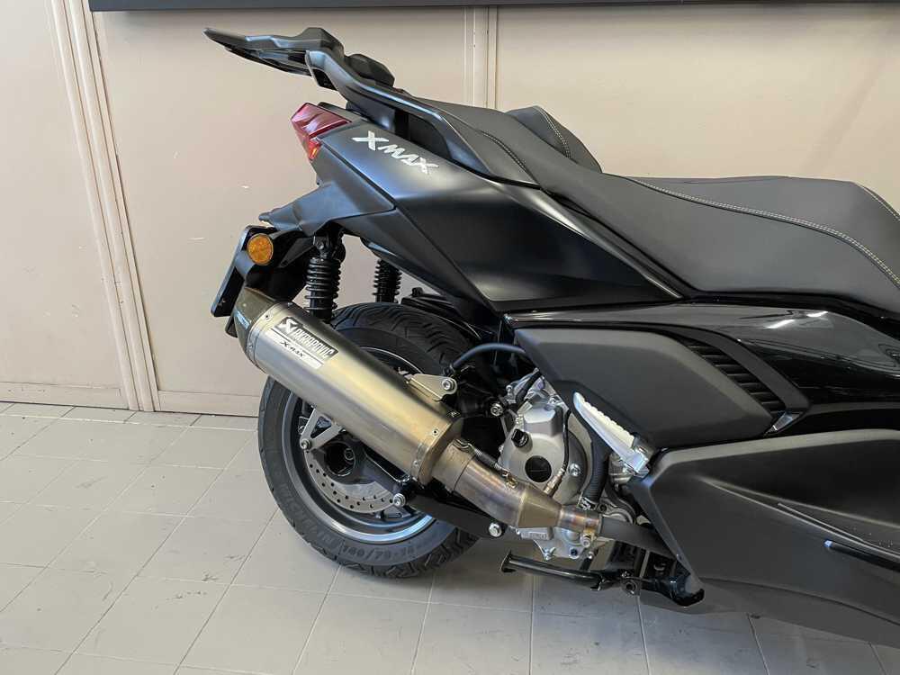 Yamaha X-Max 300 Tech Max (2021 - 24) (4)