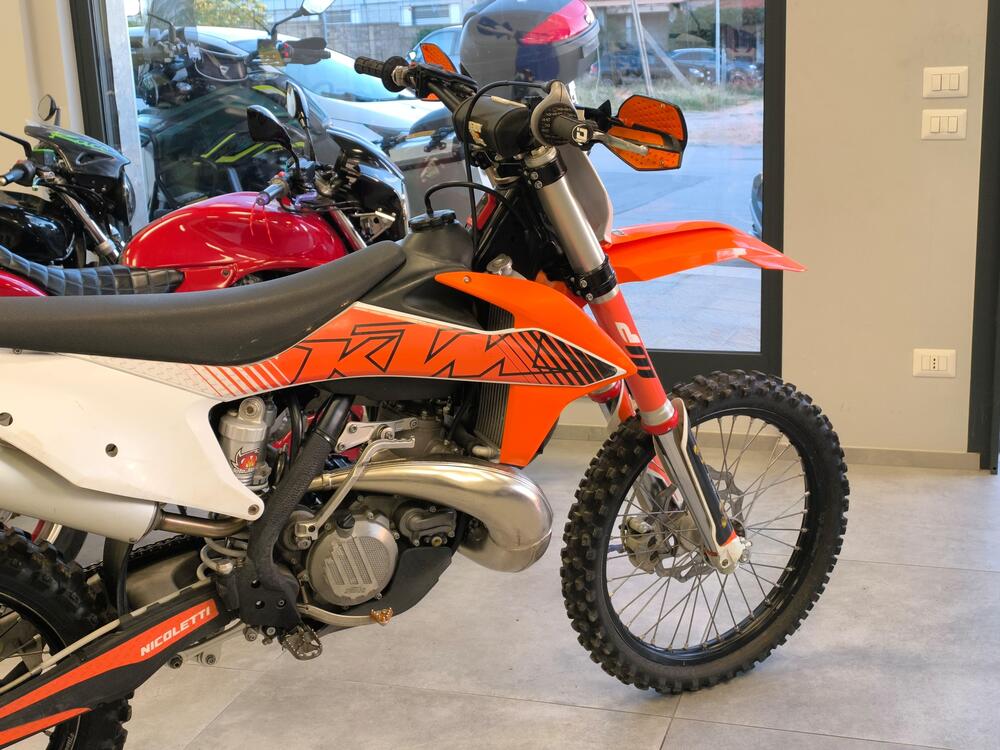 KTM 250 SX (2020) (2)
