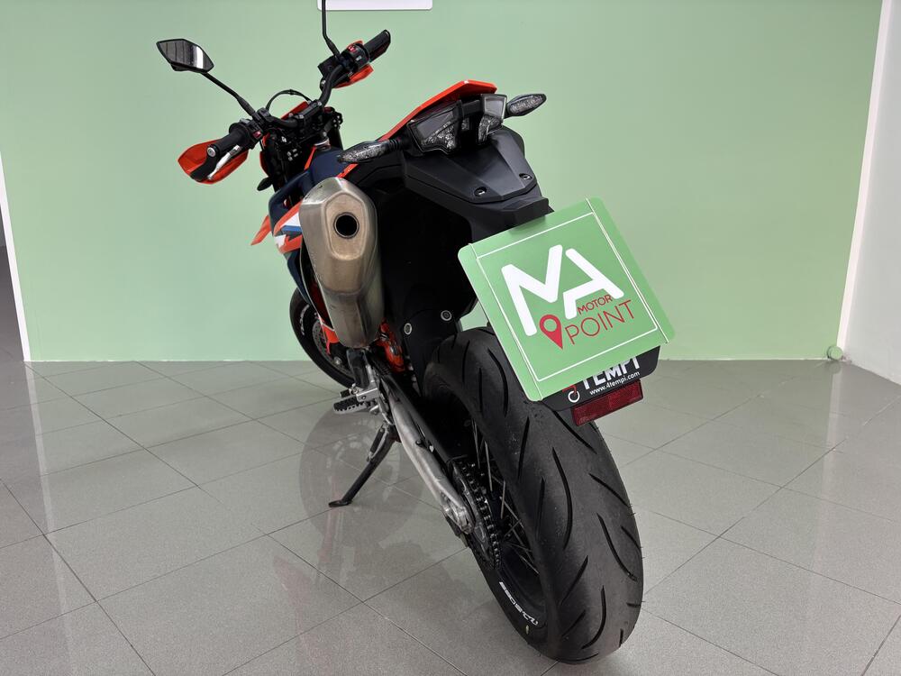 KTM 690 SMC R (2023 - 25) (3)