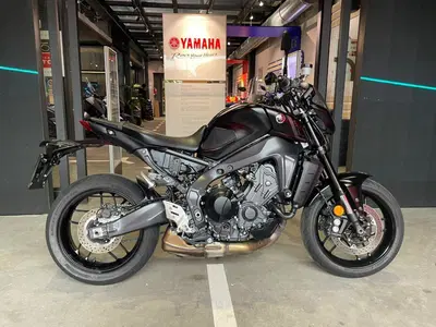 Yamaha MT-09 (2021 - 23) usata