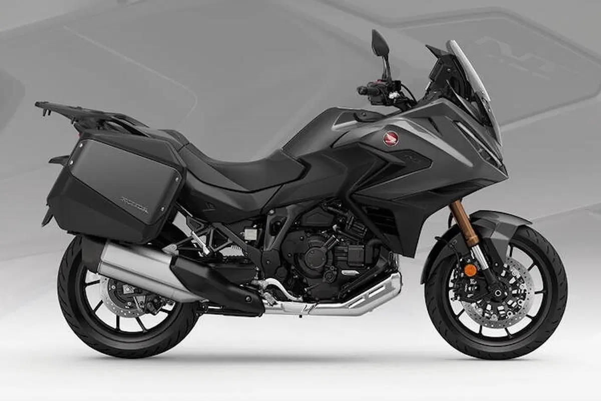 Nuova colorazione per la Honda NT1100 