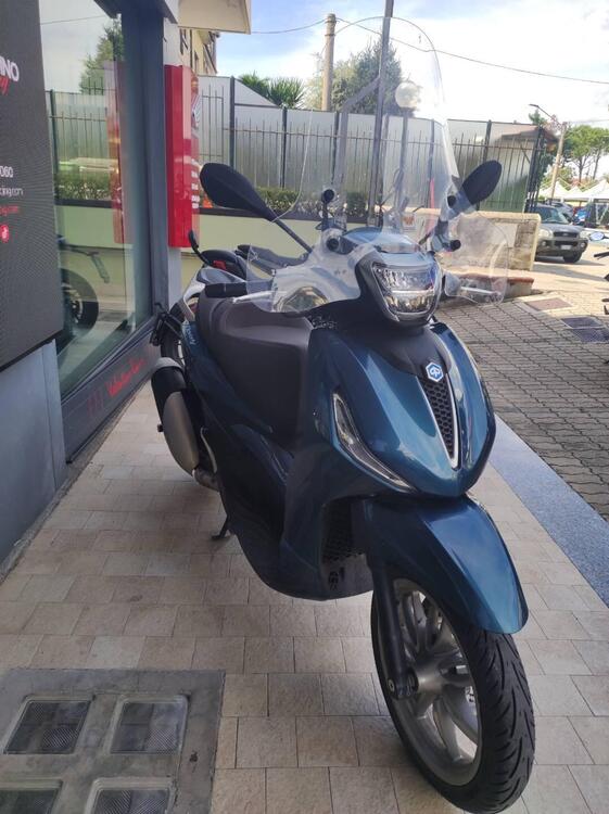 Piaggio Beverly 300 ABS-ASR (2021 - 25) (5)