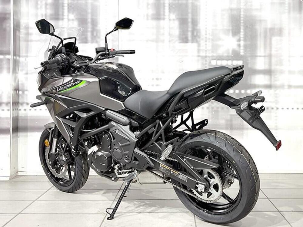 Kawasaki Versys 650 (2025 - 26) (2)