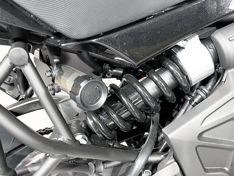 Kawasaki Versys 650 (2025 - 26) (4)