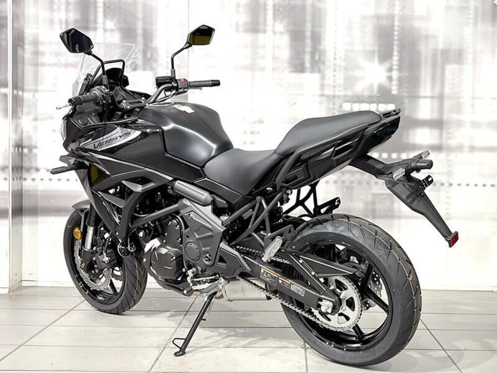 Kawasaki Versys 650 (2025 - 26) (2)