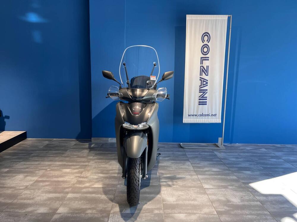 Honda SH 350i Sport (2025) (2)