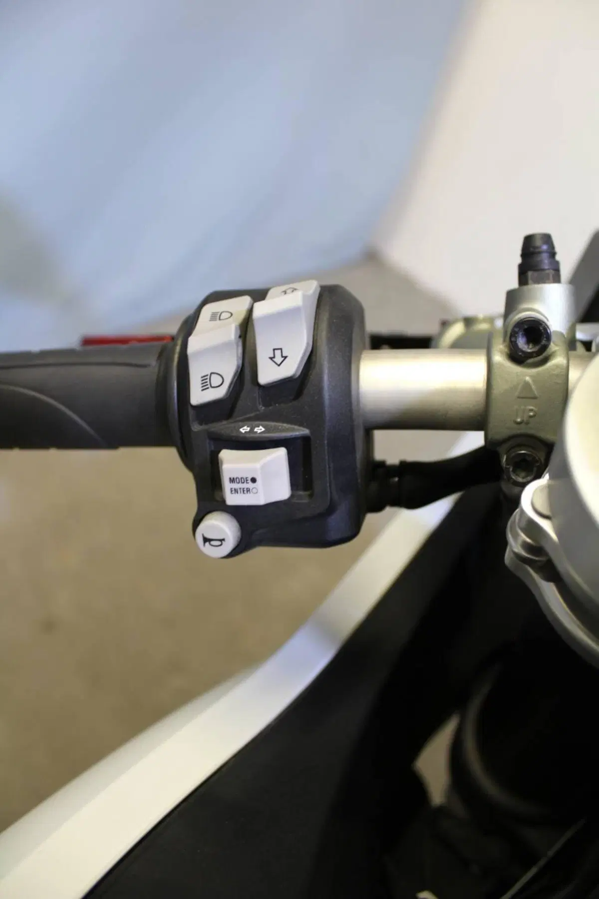 Ducati Panigale V2 (2021 - 24) (8)