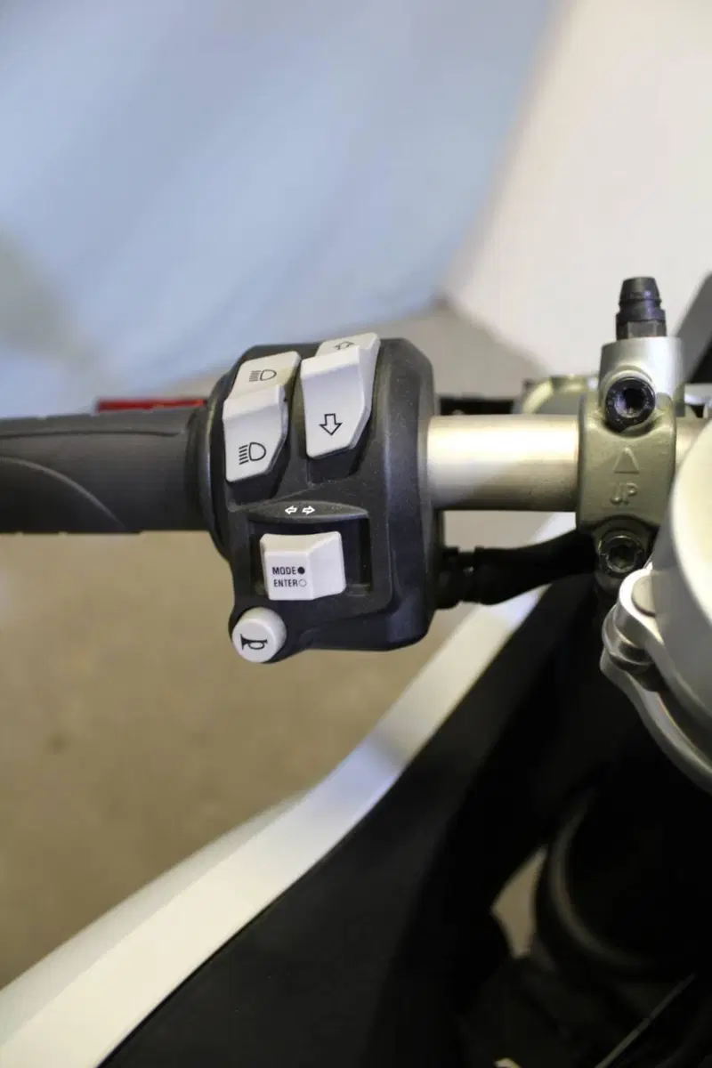 Ducati Panigale V2 (2021 - 24) (8)