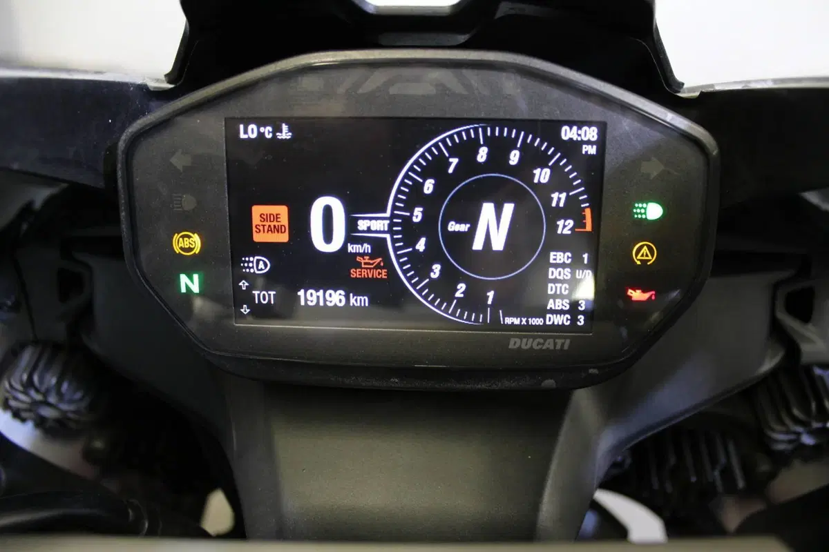 Ducati Panigale V2 (2021 - 24) (10)