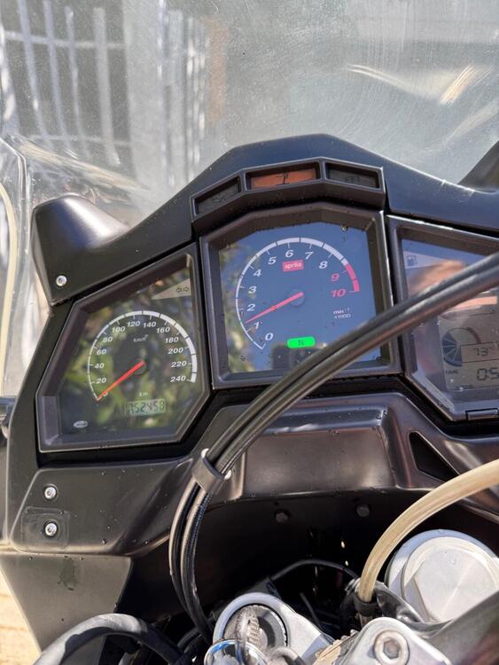 Aprilia Caponord ETV 1000 ABS (2004 - 11) (5)