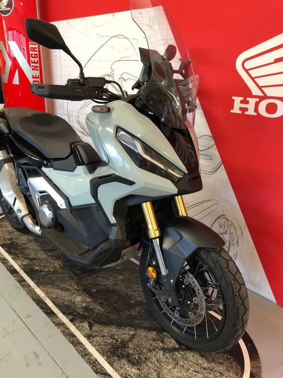 Honda X-ADV 750 DCT (2021 - 24) (2)