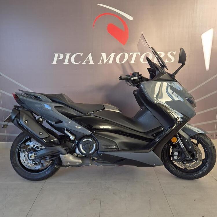 Yamaha T-Max 560 Tech Max (2020)