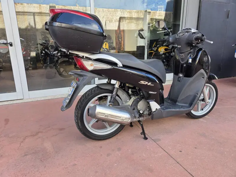 Honda SH 150i (2005 - 08) (3)