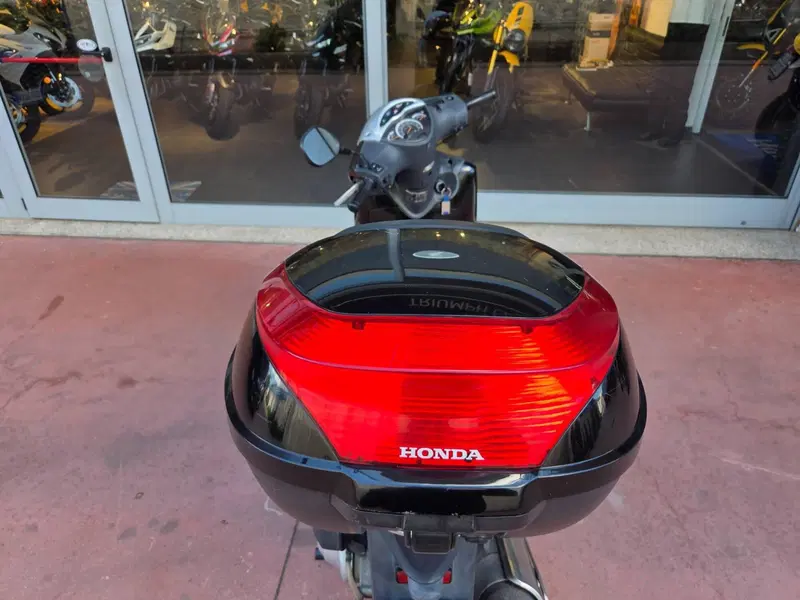 Honda SH 150i (2005 - 08) (10)
