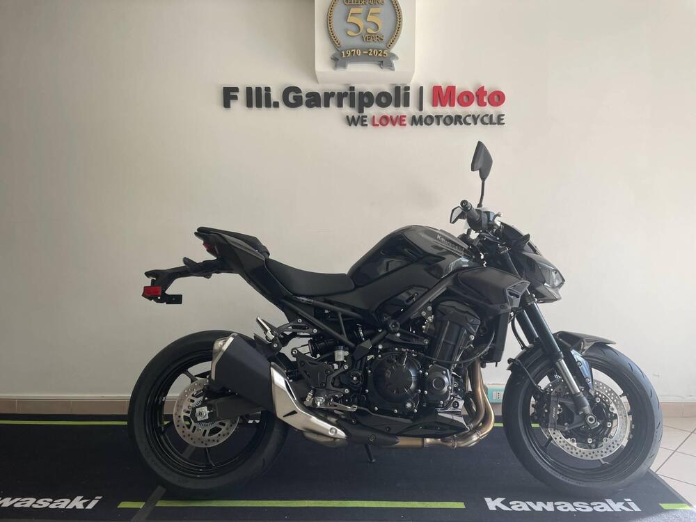 Kawasaki Z 900 A2 (2025 - 26) (2)