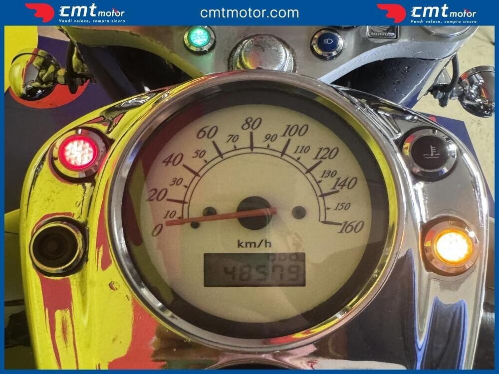 Honda Shadow 750 (2004) (4)