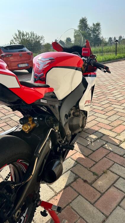Honda CBR 1000 RR Fireblade (2008 - 11) (4)