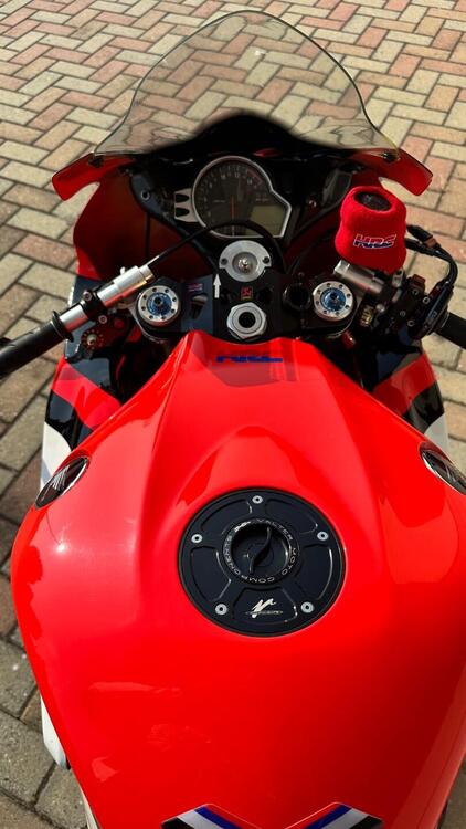 Honda CBR 1000 RR Fireblade (2008 - 11) (5)