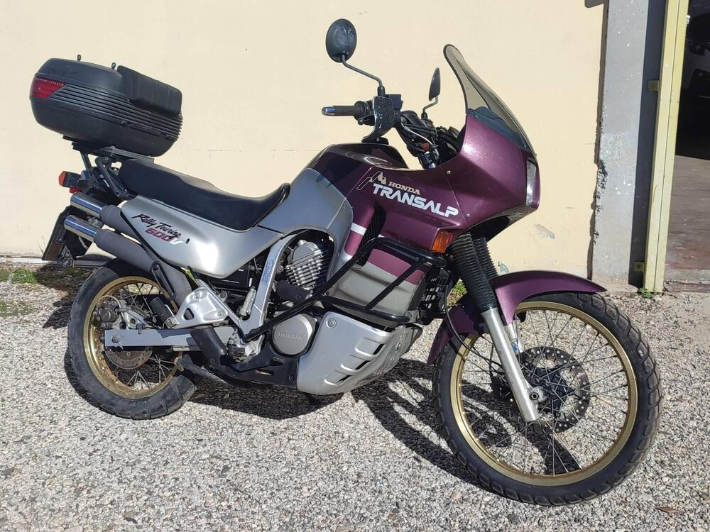Honda Transalp 600 V (5)