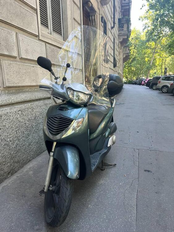 Honda SH 150 i (2005 - 08) (2)