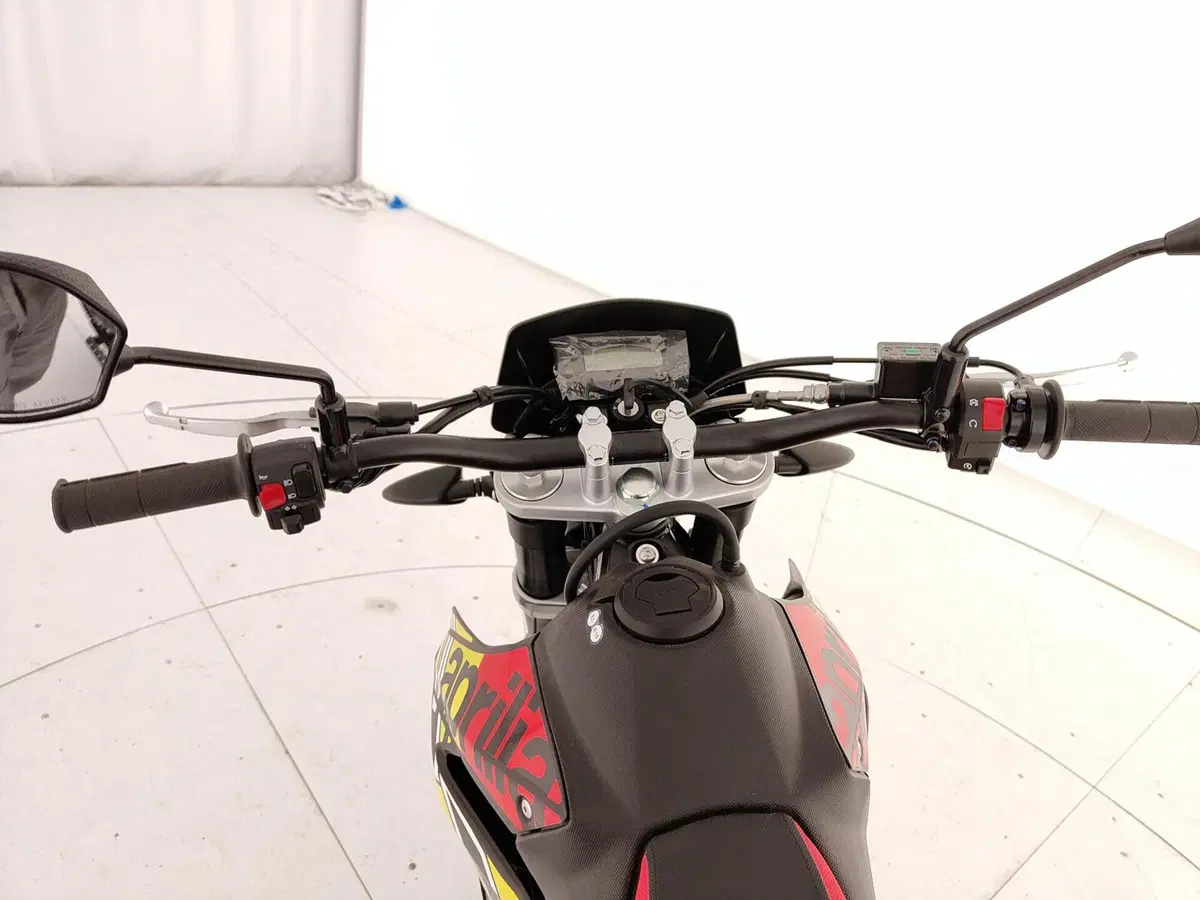 Aprilia RX 125 (2025 - 26) (12)