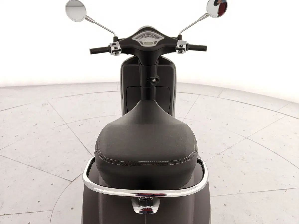 Vespa Primavera 50 Tech (2024 - 25) (11)