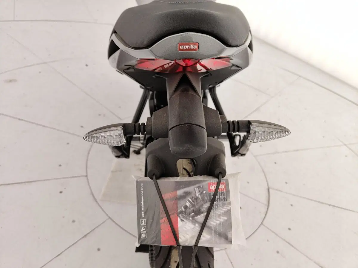 Aprilia Tuono 125 (2025 - 26) (16)