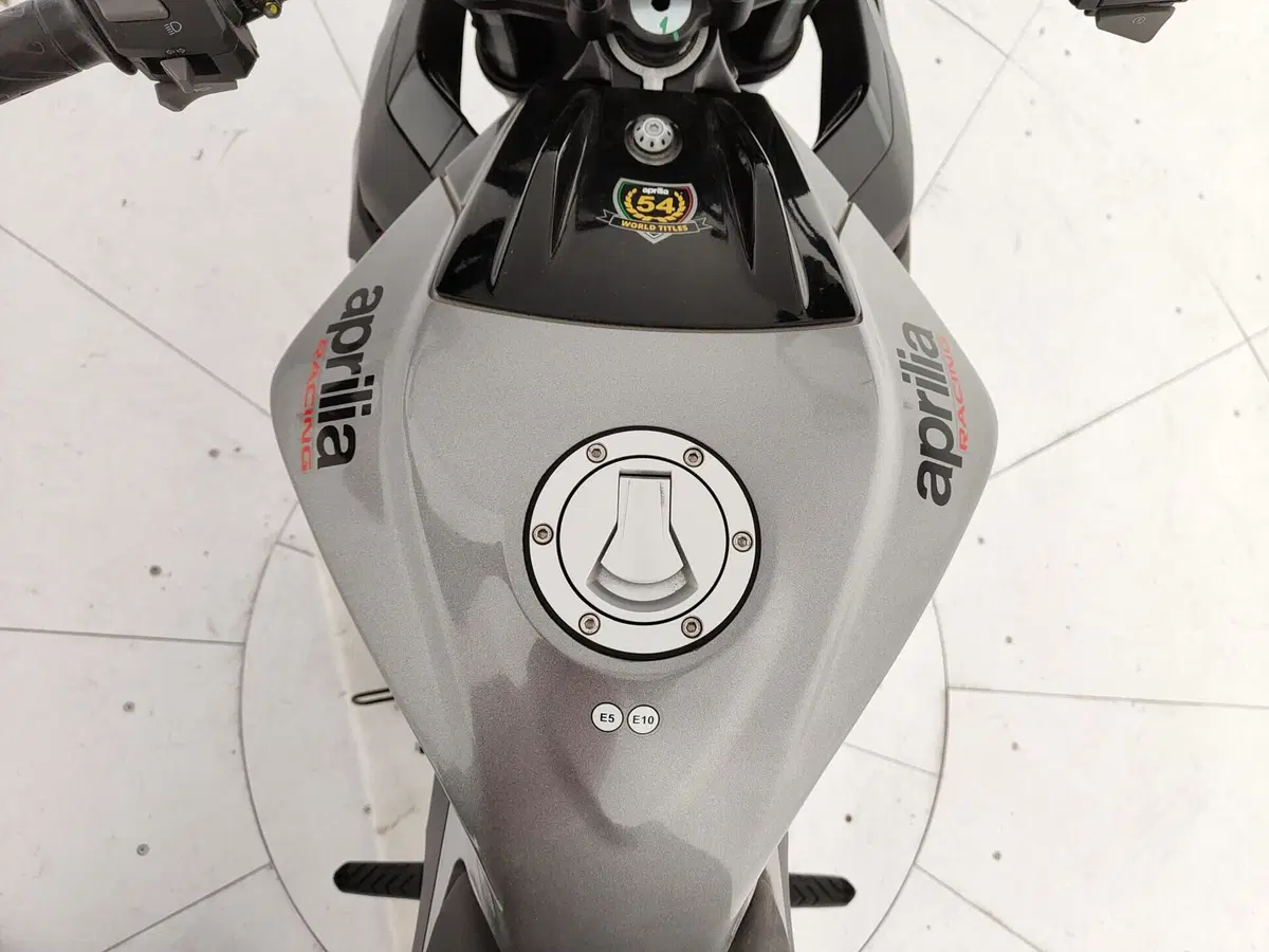Aprilia Tuono 125 (2025 - 26) (23)
