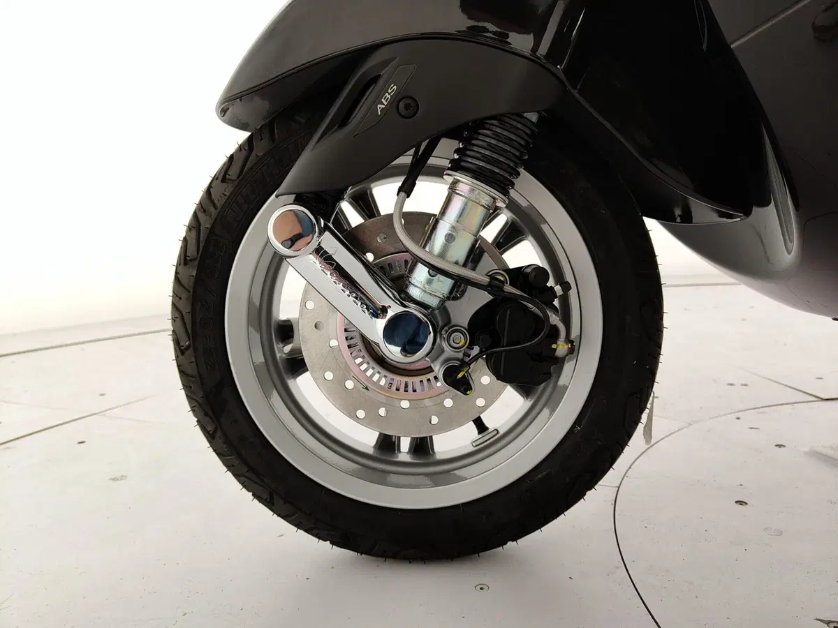 Vespa Primavera 125 Tech (2024 - 25) (12)