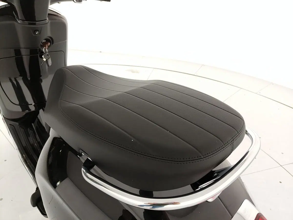 Vespa Primavera 125 Tech (2024 - 25) (15)