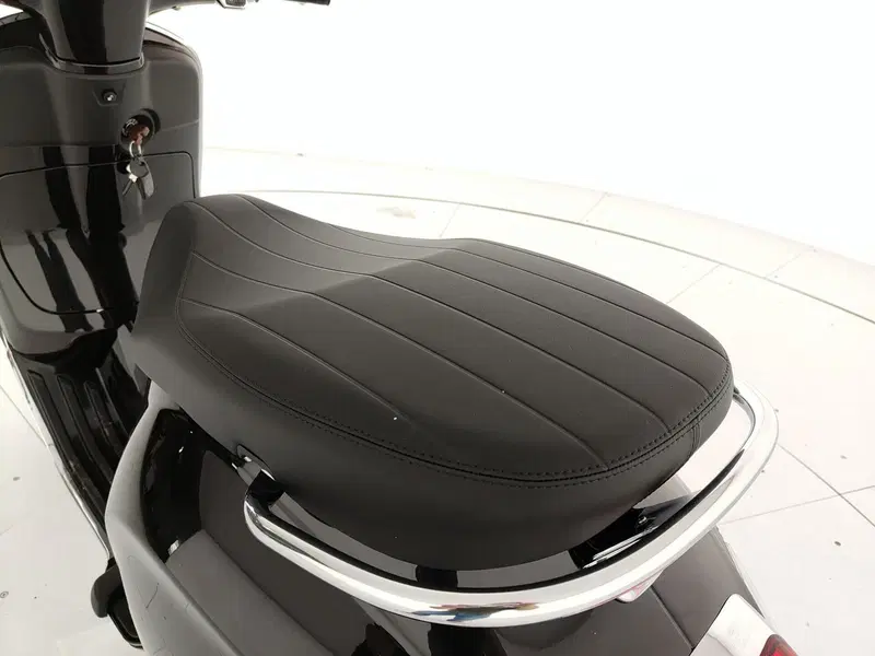 Vespa Primavera 125 Tech (2024 - 25) (15)