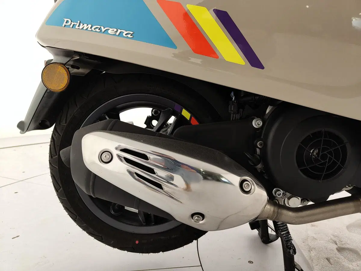 Vespa Primavera 125 Tech (2024 - 25) (13)