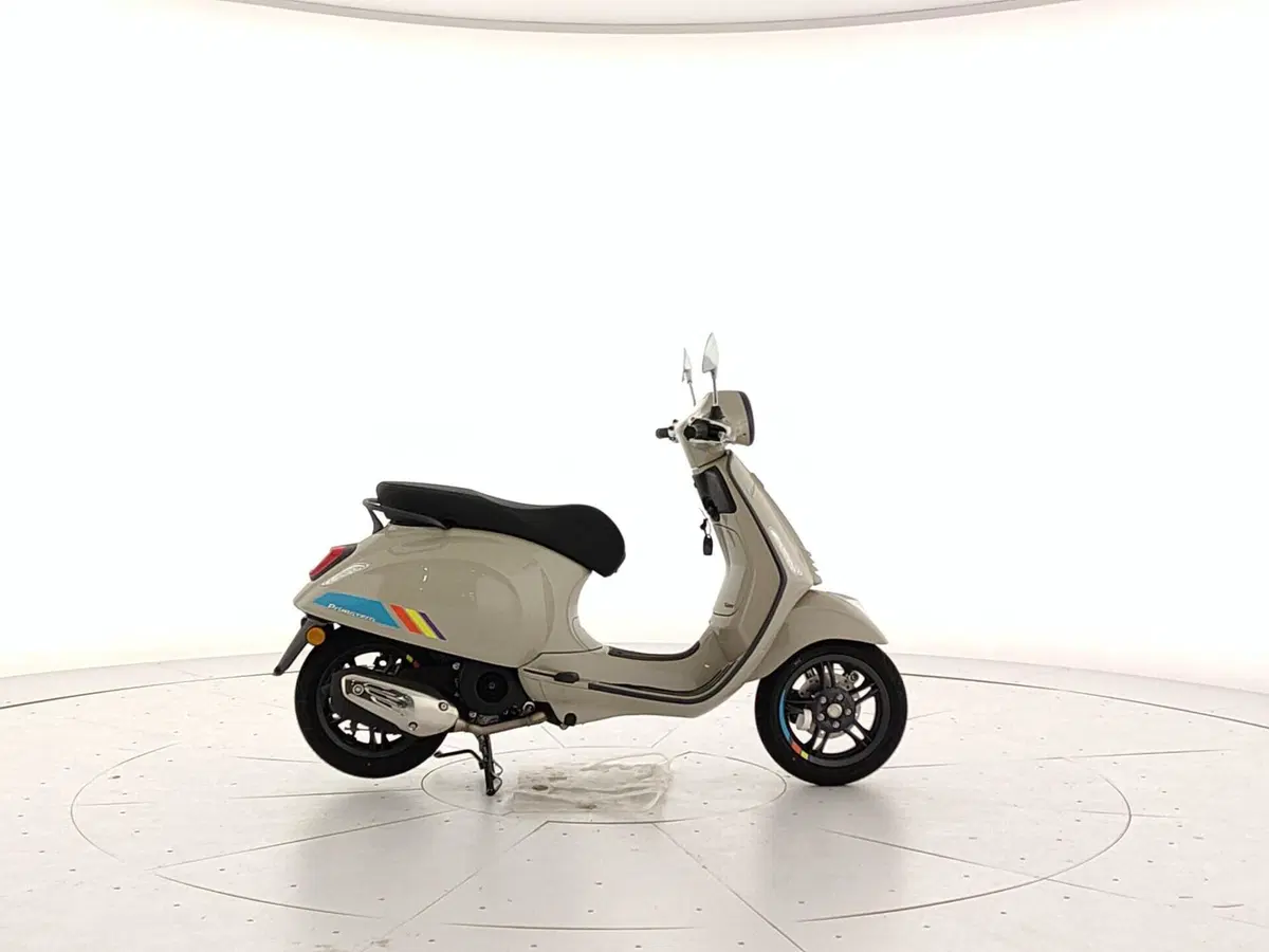 Vespa Primavera 125 Tech (2024 - 25) (4)