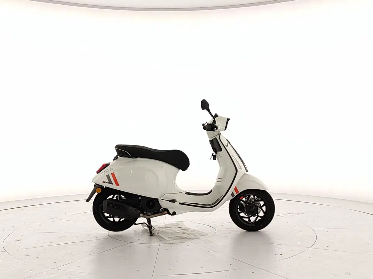 Vespa Sprint 125 S (2026) (5)