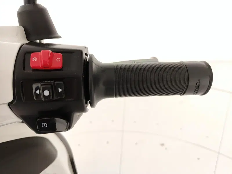 Vespa Sprint 125 S (2023 - 25) (9)