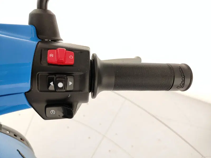 Vespa Sprint 150 3V S ie ABS (2015 - 16) (9)